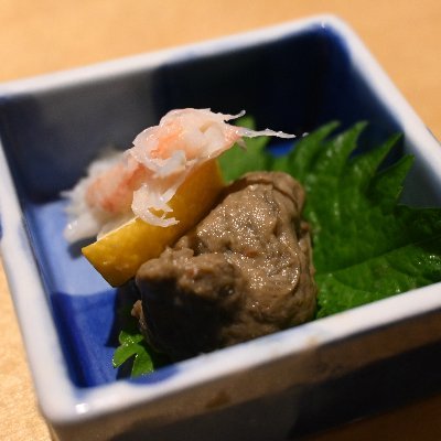 MWQFX6u5mE's profile picture. 引きこもり陰キャ狐です。冬籠りの季節です。 bsky→ https://t.co/AfScVfP9pK