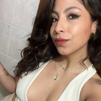 MardyCleopatra's profile picture. Don't fuck with my freedom
Una badbitch girl de los '90