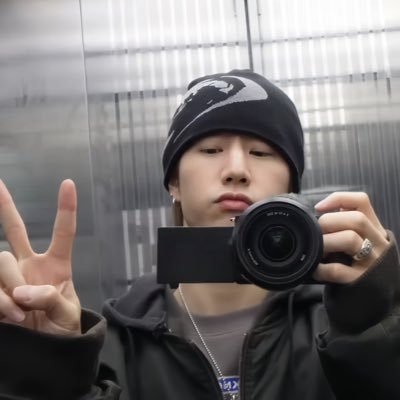 #รอยยิ้มพี่มาร์คต้วน 🐰🐊| ลีดเดอร์คนเก่ง🌴| บะหมี่น้องแบม 🐷 | GOT7FOREVER | ᴛʜᴇ ʙᴇsᴛ sᴇᴠᴇɴ 💚