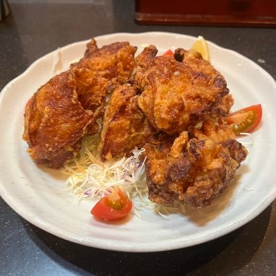 普遍的な美しさを集めていきたいです。