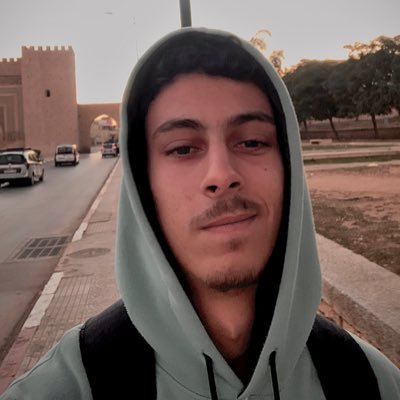 HamzaE79289's profile picture. hi I’m designer if you want to design for you any designs you can just text me feel free to message me ❤️🤝
