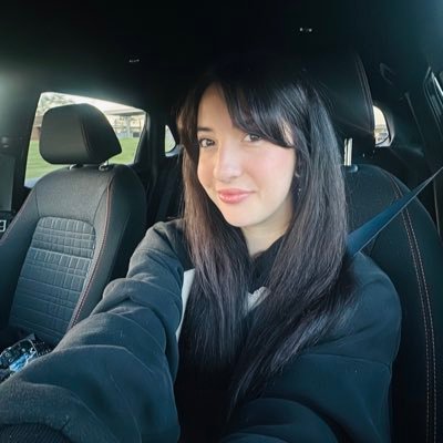 _binkz_'s profile picture. aye