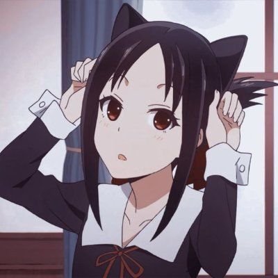 me gusta el anime y el balompié. fundamentalista de Kaguya Shinomiya.