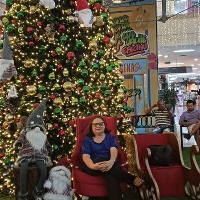 ineldapadilla's profile picture. Traductora, Ingeniera Industrial, Especialista en la Enseñanza del idioma Inglés y lo más importante en mi vida creo en ti Dios