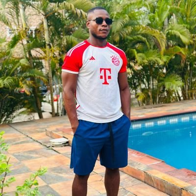 Good vibes only👊
I love Chelsea FC,a die hard Chelsea fan💙💙|| Fitness enthusiast,coach,and trainer💪||