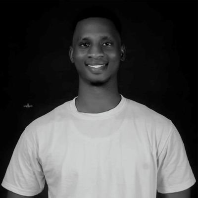 mayowaakindele_'s profile picture. Yolo Da maestro • Brand designer & Consultant • Strategy × Design. I tweet about business, sales and design.