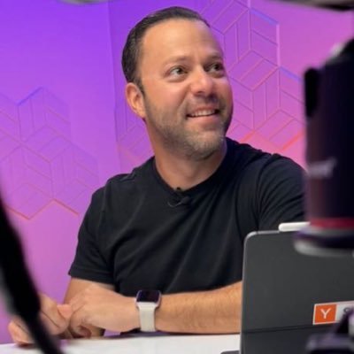 Co-founder & CEO at @joinpana (YC S22), a U.S. Digital Banking platform for the Global Latino community | Ex-Scotiabank | 2x Fintech founder