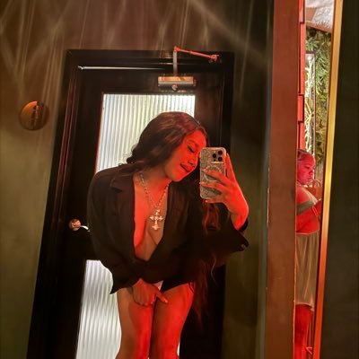 IAm_Nailah's profile picture. the bitch you hate  IG: @nailahshakirah @thenaieffect