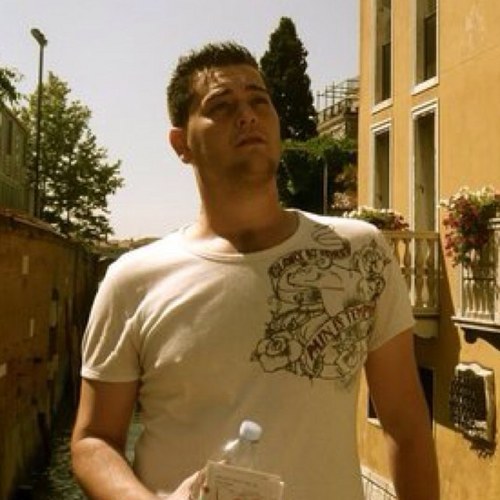 Sim97417's profile picture. 