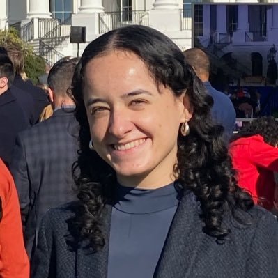 deputy comms director for @senrubengallego | past @whitehouse46, @secbecerra, @senatorhassan, @dccc, @juliancastro | NYer, 🇵🇪, tweets mine