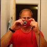 garylarand555's profile picture. That's me. Me looking at you, looking at me.