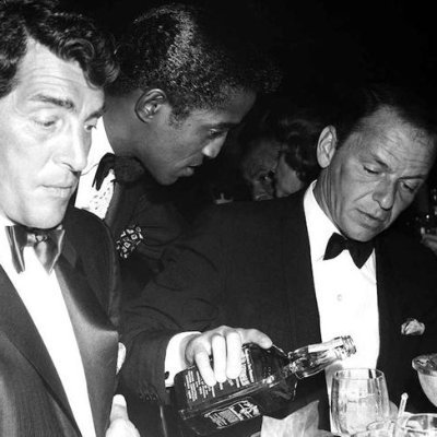 Dilettante, epicurean, rake. 🏀 🏈 Humble aficionado of UNLV sports. Sipping overpriced cocktails while reliving Tark's NCAA battles. Finfrocked since 1992. 🍸