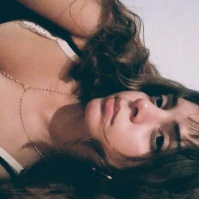 disculpe señor, tiene cambio d cien?