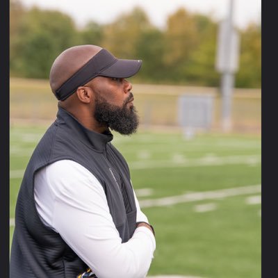 Coach Isaac SR. Profile