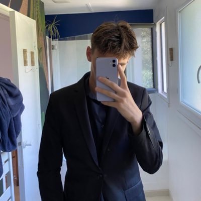 victor1pttt's profile picture. ✨v.pttt