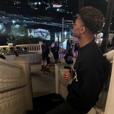 DavinciDames's profile picture. Entrepreneur
Digital Creator
24| LA