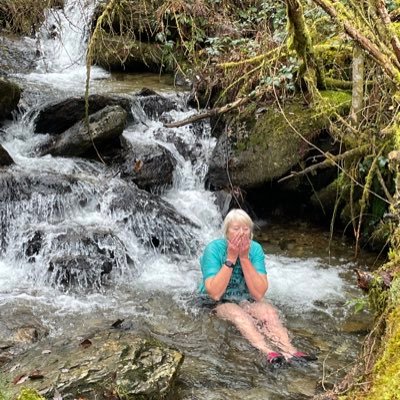 World traveller✈️ 🌎 Nature lover/Cold water swimmer/Cats/Sci-fi/music/art/history/Virgo ♍️ ✨𝔓𝔰𝔶𝔠𝔥𝔦𝔠 𝔐𝔢𝔡𝔦𝔲m