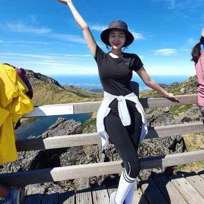 Bettymm24719's profile picture. Globe trotter✈️ Passport full of stamps?️ Mapping memories