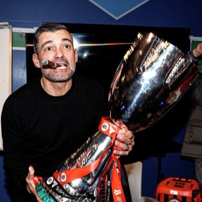 don_fibbonacci's profile picture. Data Engineer | Red Devil. #forzadaviolo