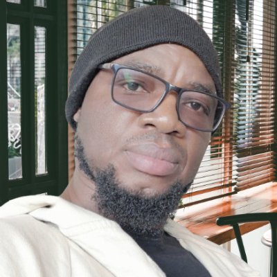 Sena Akagbor is an artist and writer who transforms art into meditation through his distinctive stippling technique.