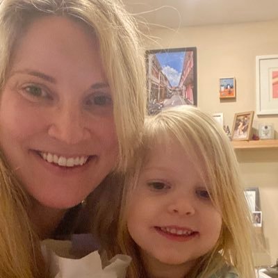 Mom to tiny humans and large cats and chickens. Public sector consultant. Public policy enthusiast. @fordschool alum 💛💙@budgetgourmet_ for food things 🥰