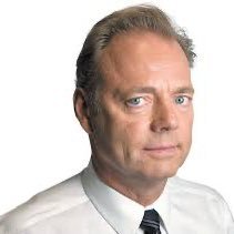 RLatenparody's profile picture. le journaliste le plus neutre et impartial des médias Québécois.