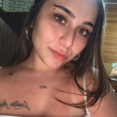 vixxxxt's profile picture. 🌙