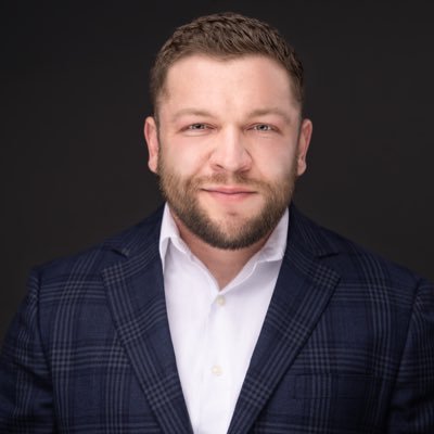 Growth Marketing, WI-Native, Adopted Okie, Probably on a ✈️. Cohost of @VibeMRKTLive.