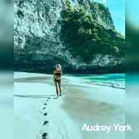 yrkudrey's profile picture. I'm THANKFUL for it ALL. The Highs. The Lows. The Blessings. The Lessons. The Setbacks. The Comebacks. The Love. The Hate. EVERYTHING!!!!! 😉😘💨💋