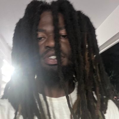 sluttyboykhi's profile picture. FAFAE🖤☮️