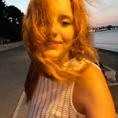 asennakeser's profile picture. 🌖