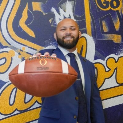 GO BEARS! Senior Director of Leadership Giving @CalAthletics. M.A. from @usfca. B.S. from @hofstrau. Former @hofstrawrest D1 Wrestler. Cancer Survivor. 🎗️