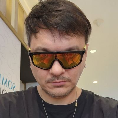 Front-end dev with benefits.
Fan of Magic Internet Money. HODL