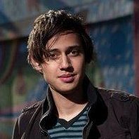 sandengocka's profile picture. building @earmark_ai 🚀• prev director of engineering @productplan, led iOS📱@mindbody • obsessed with great UX and sharing learnings along the way ❤️