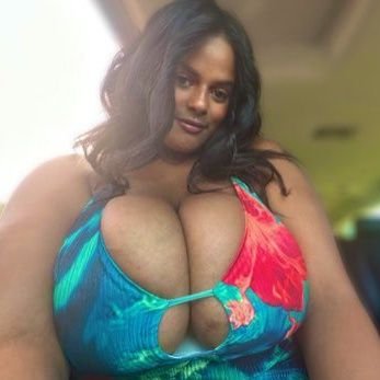 My smile will make your day... 😉
I'm just here to talk shit & be a bad bitch👅🍑🍼💦
Available for MEETUPS. FACETIME GFE DM FOR MENU & BOOKING