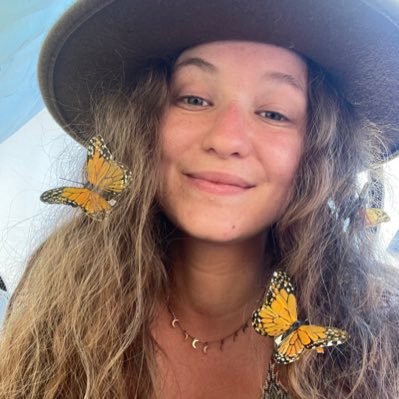 mccarthy_shelby's profile picture. • Choose kindness and laugh often • 🌞🌿✨