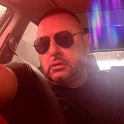6'1 🇺🇸 🇲🇽 🇮🇹 🇩🇪 Top guy in Los Angeles. All that glitters is cold. https://t.co/lnIXeYEdyt https://t.co/2NRQfMGF3k