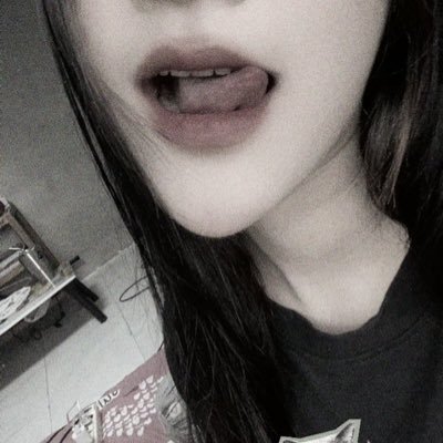 qzrkt's profile picture. 