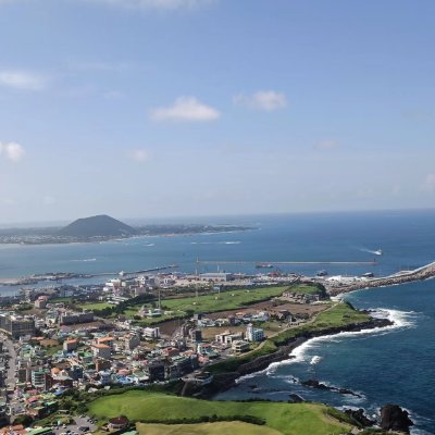 mankit_ye62017's profile picture. CS/AI undergraduate student,AI AGENT,18 & Learning & Growing & Love coding