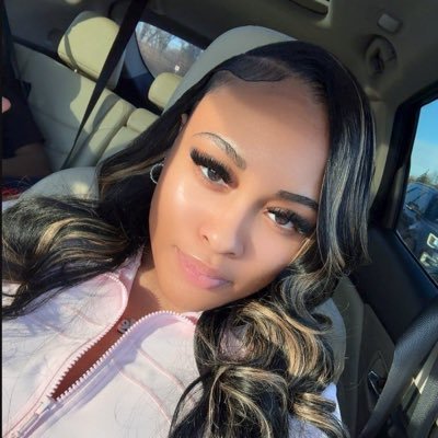 lifeasnini_'s profile picture. peace & happiness