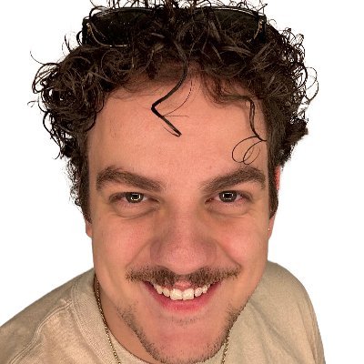 Hi, I’m Mabde—Software Engineer by day, gaming enthusiast by night! I’m a master of Azir in League of Legends, a Star Citizen hopium huffer dreaming of the game