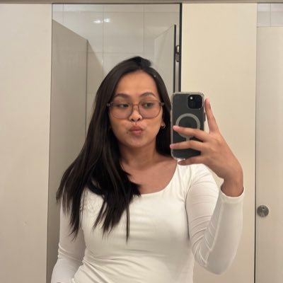 dgzmnjanine's profile picture. Chowder