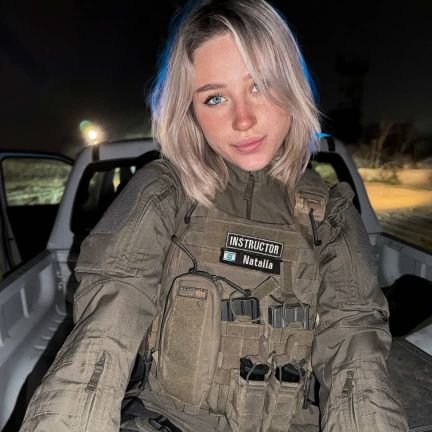 natalie_fadeev's profile picture. always out for my country 🇮🇱