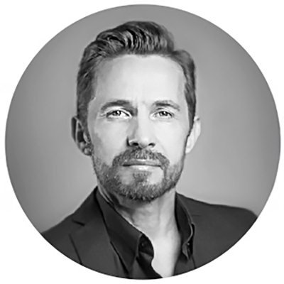 Tom_webdesigner's profile picture. Digital Designer 💻  Framer Partner - Coffee addict