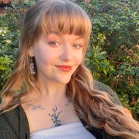 Lottie (@ctredgett_) 's Twitter Profile