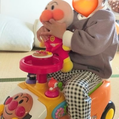 blue_berry_pink's profile picture. 電車好き3歳boy子育て中🧡9月からほぼワンオペ👦🎠/
病院事務⌨/小物・文房具集め🐇ミッフィー・ポケモン・アンパンマン/米粉/カフェ好き🍰/パン/料理/お得活動、懸賞/お花🌷/メイク/旅行🇮🇹/
新しいもの、美味しいものを求めて🍩
 
よろしくお願いします🦩