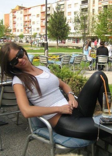 ZoeLopez14's profile picture. 