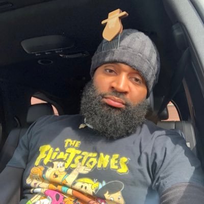 I'm just Me..nothing more! I'm not on here to be a fake Celeb...so if you wanna know what's on my mind hit that follow button....