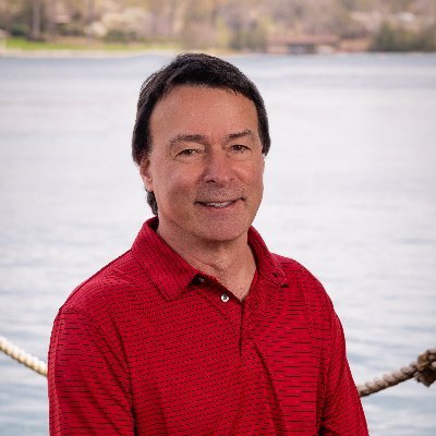 I offer specialized knowledge to buyers and sellers along the shores of Smith Mountain Lake. Give me a call to discover your personal oasis today!