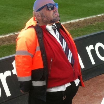 MickDeNarco1892's profile picture. NUFC ⚫⚪